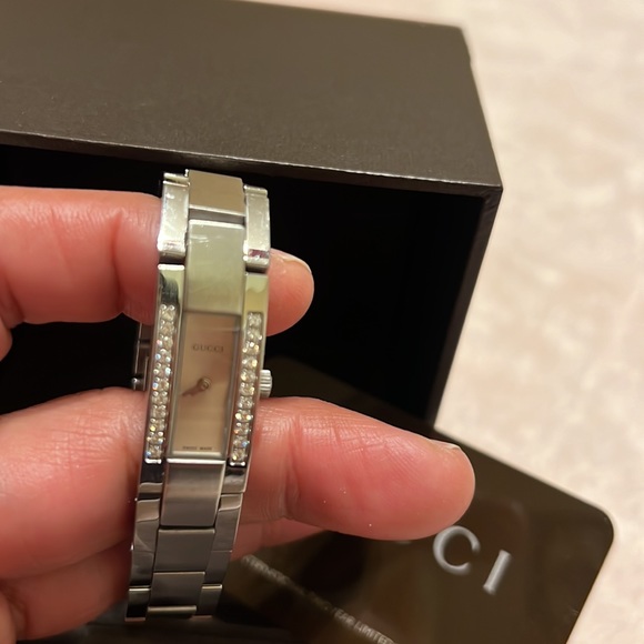Gucci diamond watch - Picture 8 of 8